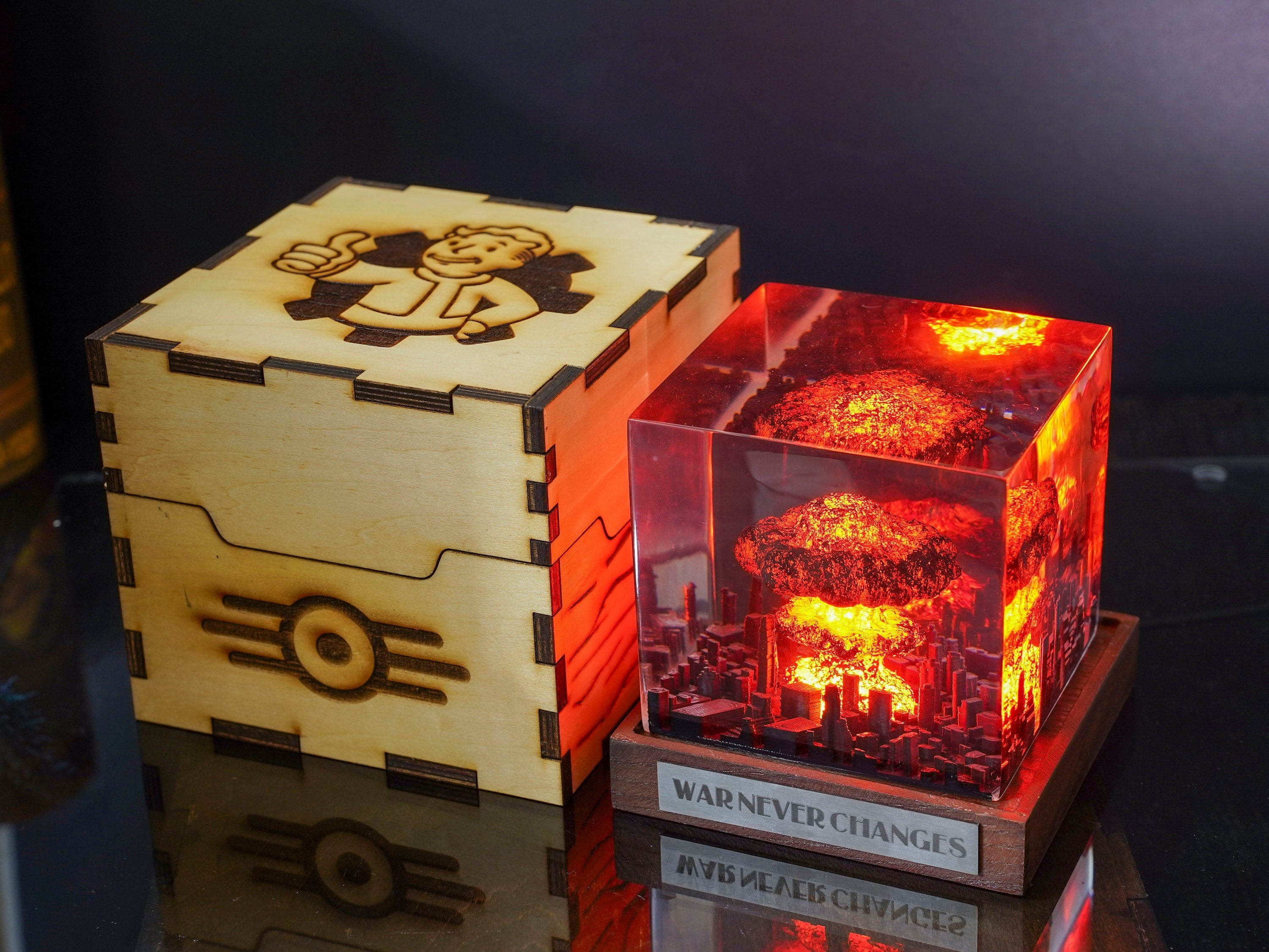 Explosion Resin diorama- nuke bomb fallout 4, Atomic bomb diorama, Storm Cloud Lamp, Nuclear Bomb Explosion Resin Lamp, Fallout Inspired