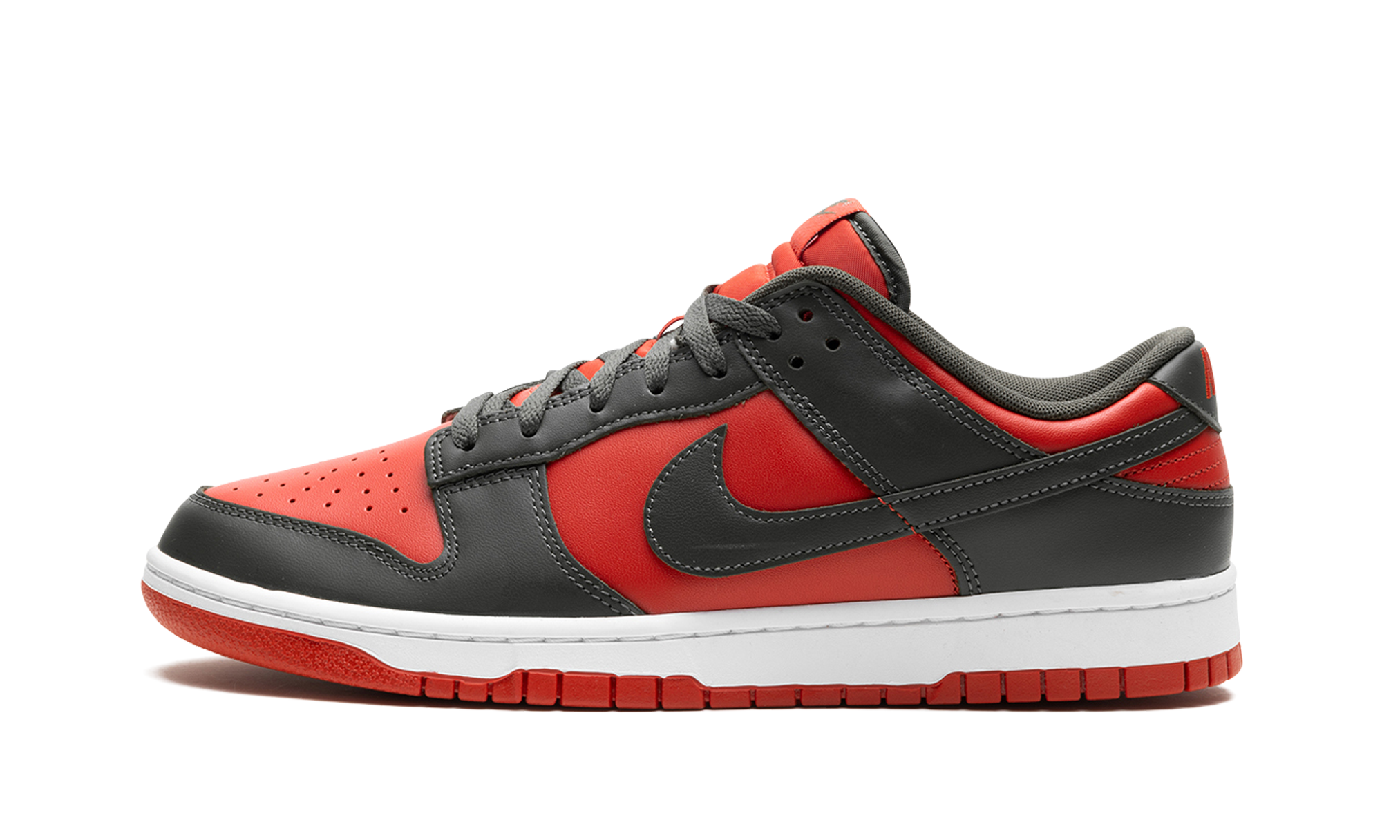 Dunk Low "Mystic Red"