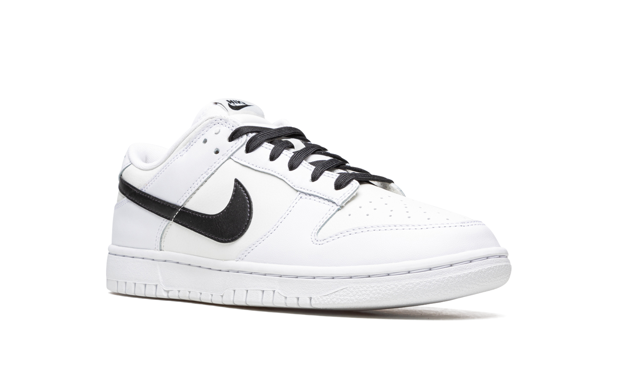 Dunk Low Retro "Reverse Panda"