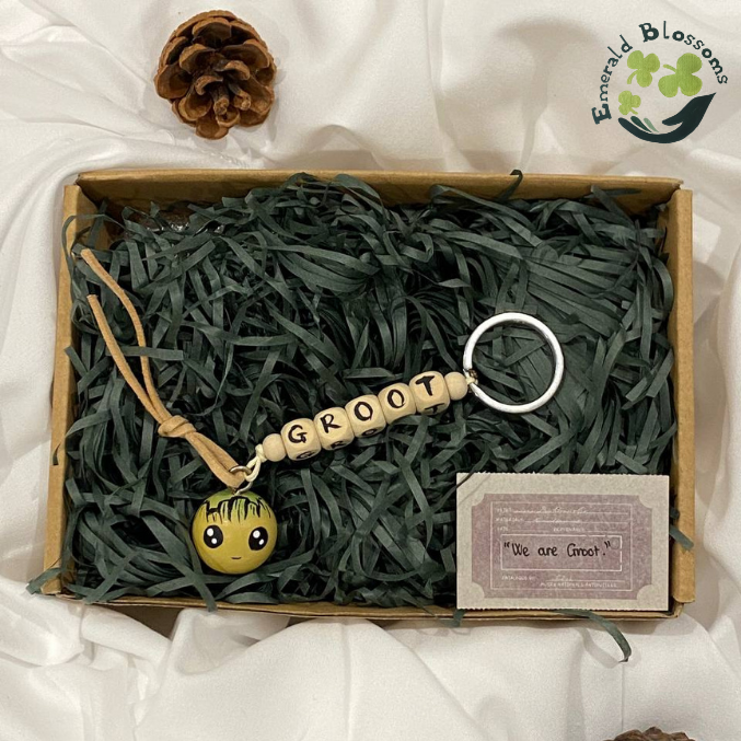 Emerald Blossoms - Groot Wooden Bead Keychain