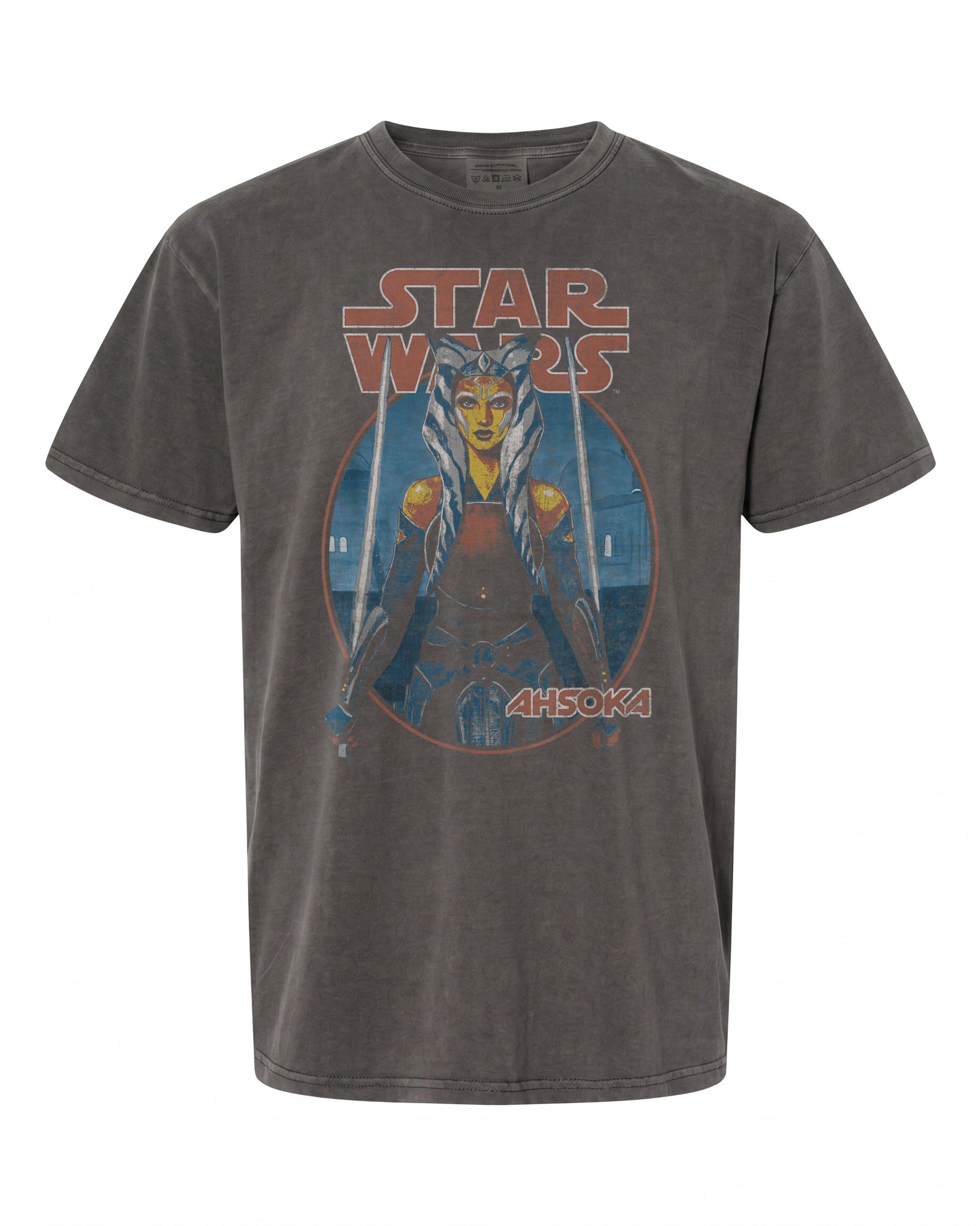 Star Wars Ahsoka Tano Twin Sabers T-Shirt - Vintage Design | Retro Fan Wear