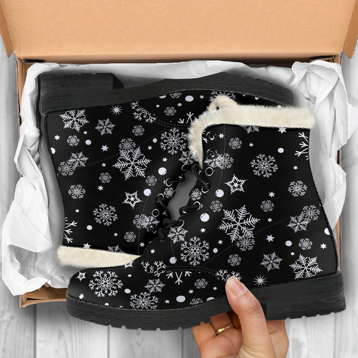 White Snowflake Pattern Print Comfy Casual Boots For Winter Season