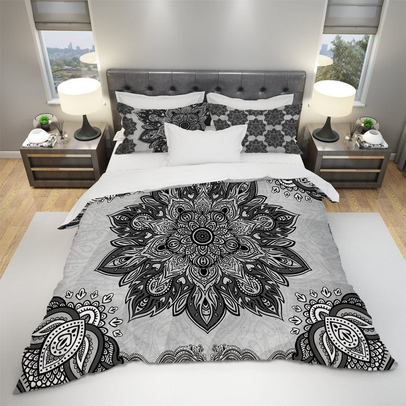 Emerald Blossoms - Mandala Bedding Set For Hippies