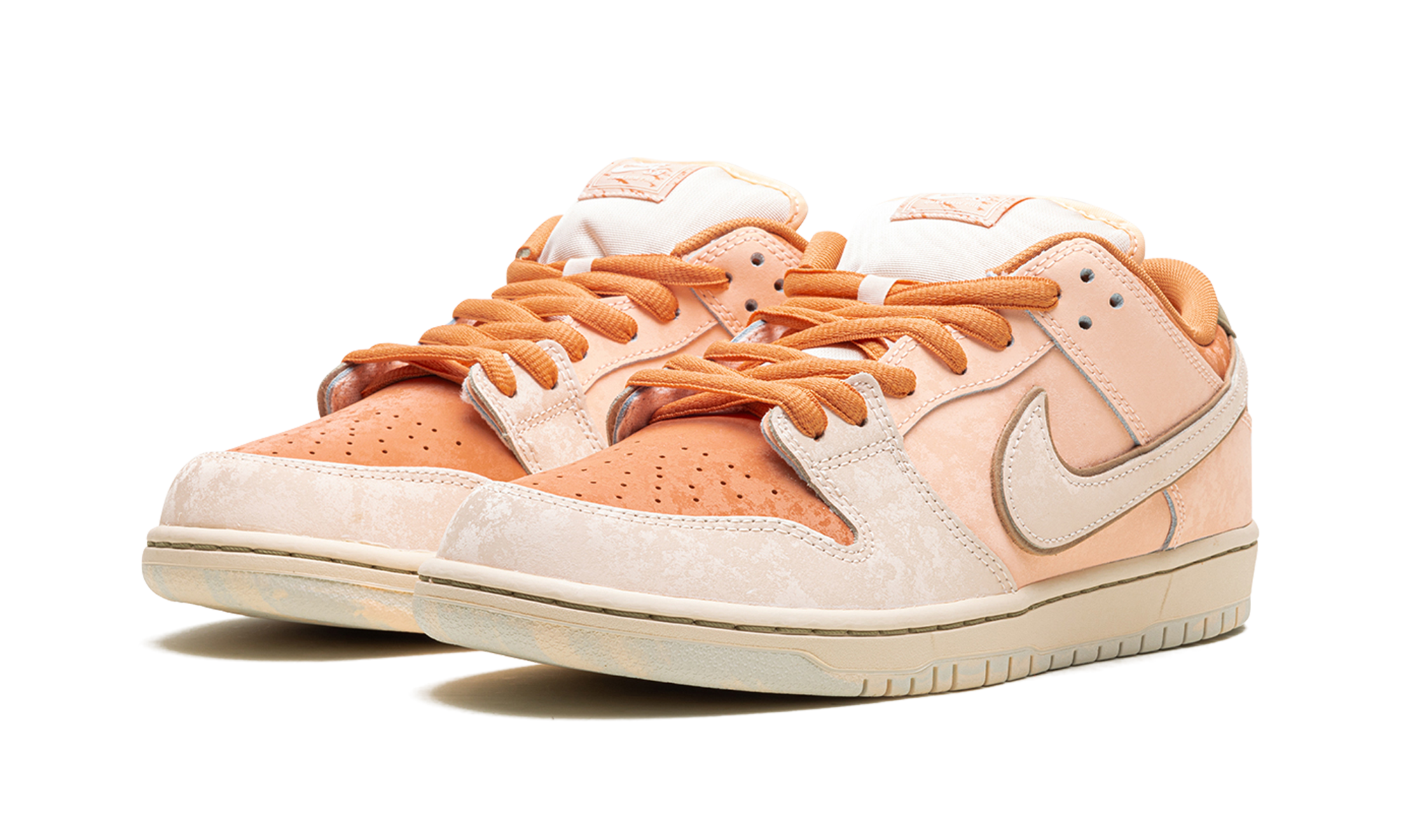 Nike SB Dunk Low Pro PRM "Guava Ice"