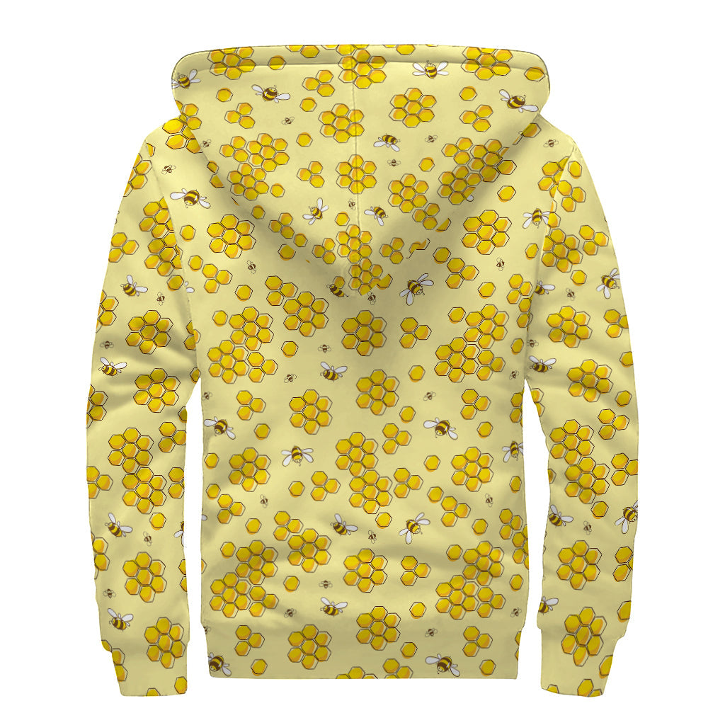 Buzzin' in Style: Honey Bee Pattern Sherpa Lined Zip Up Hoodie for Hippies - 2