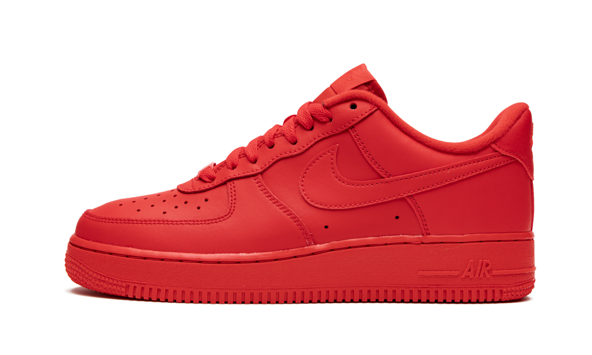 Air Force 1 '07 LV8 "Triple Red"