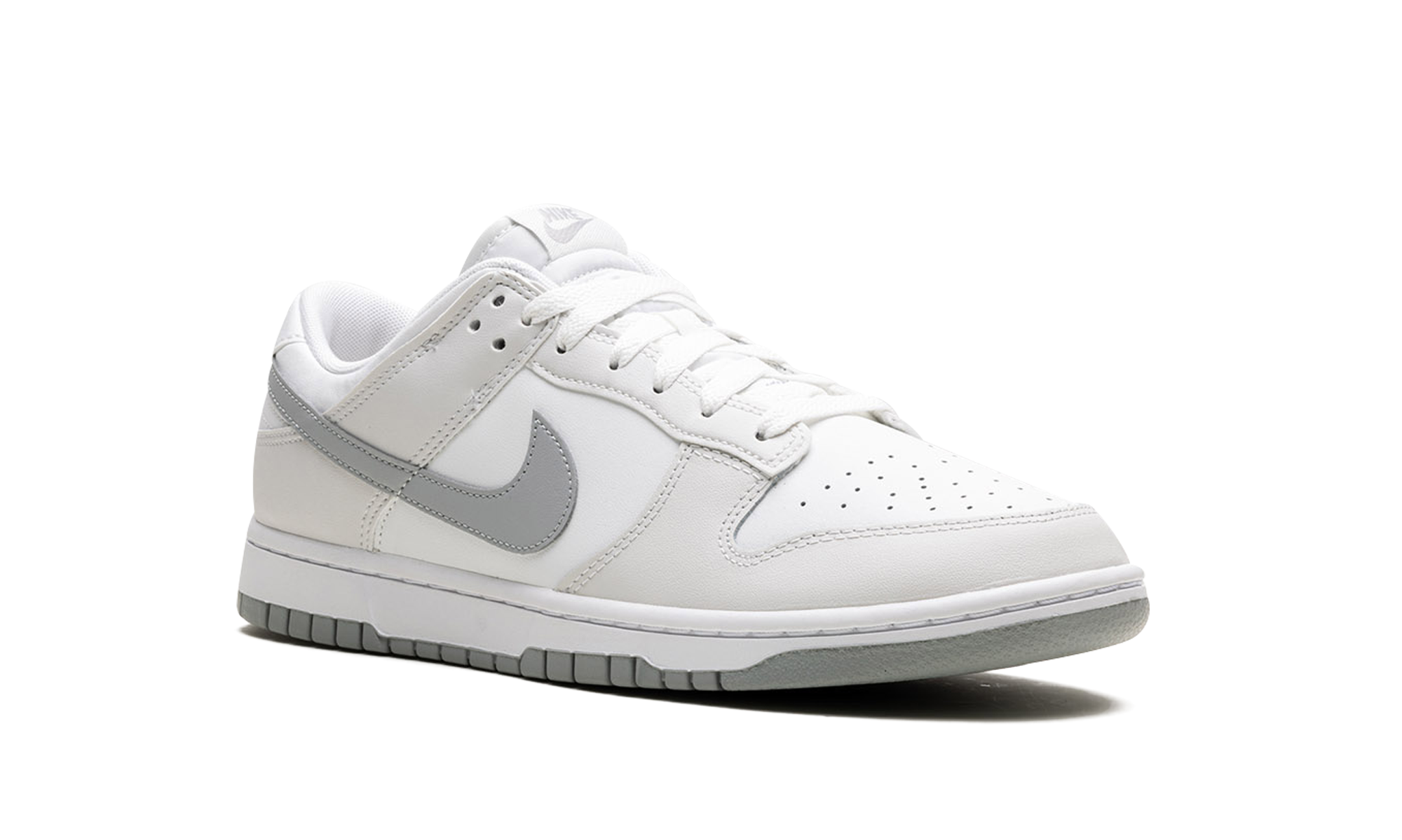 Dunk Low Retro "Summit White Light Smoke Grey"