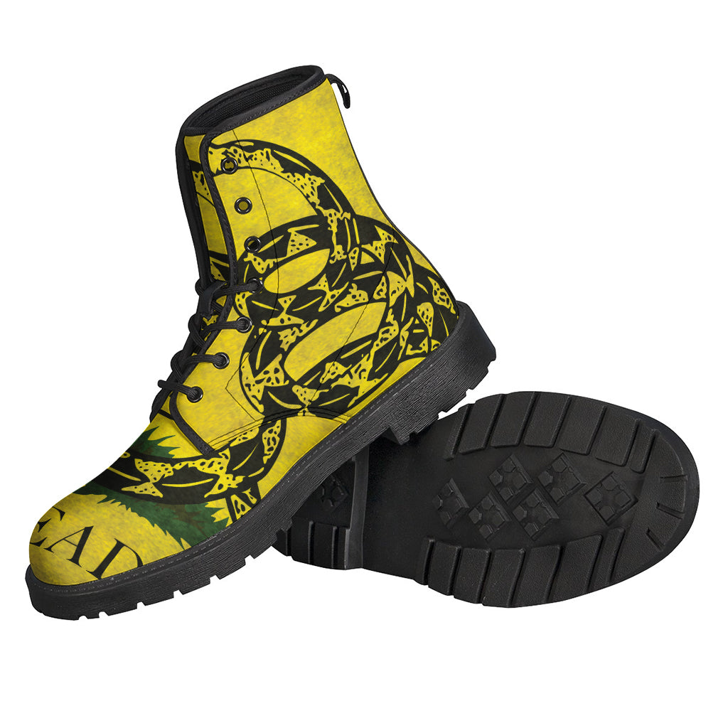 Step Out in Style with Our Grunge Gadsden Flag Leather Lightweight Boots! - 2