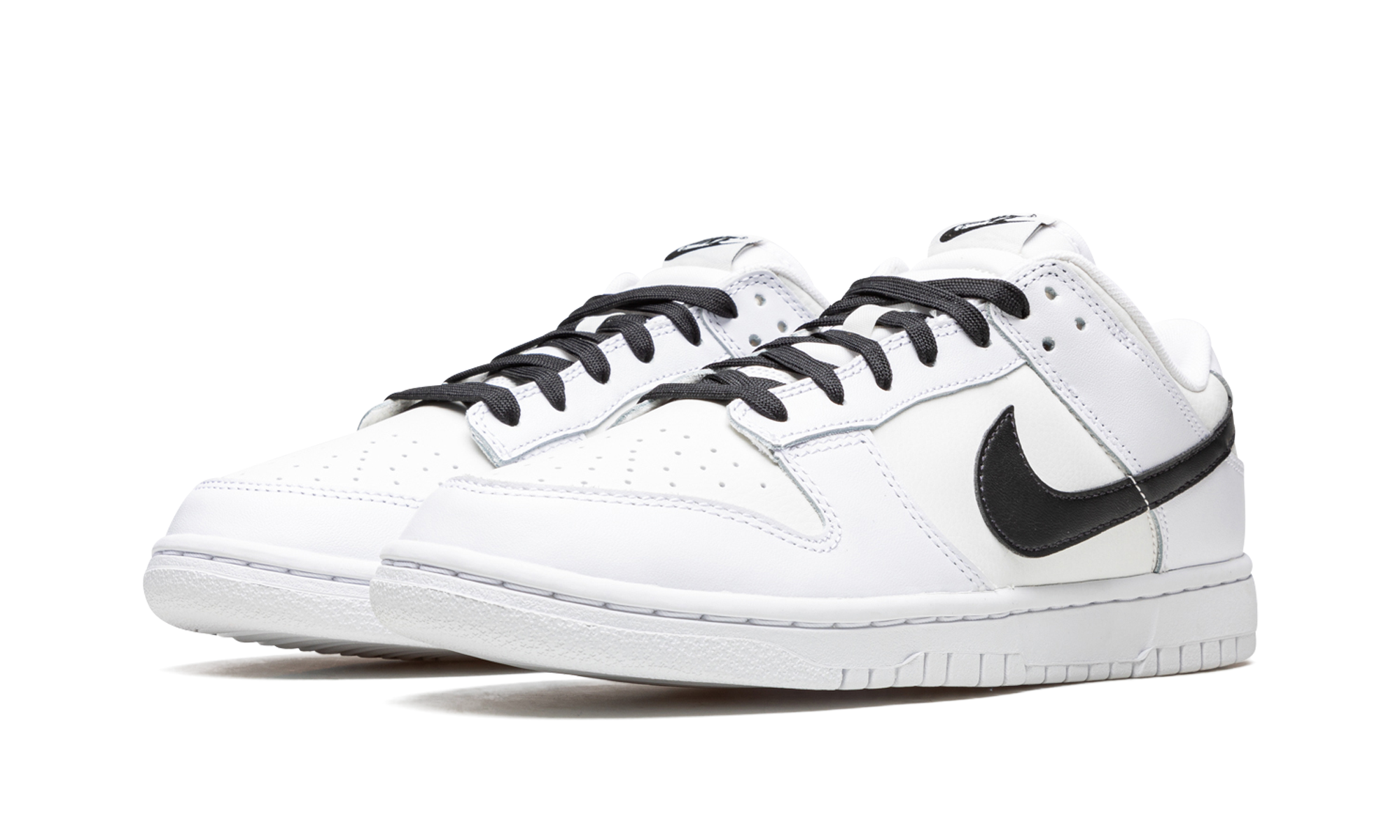 Dunk Low Retro "Reverse Panda"