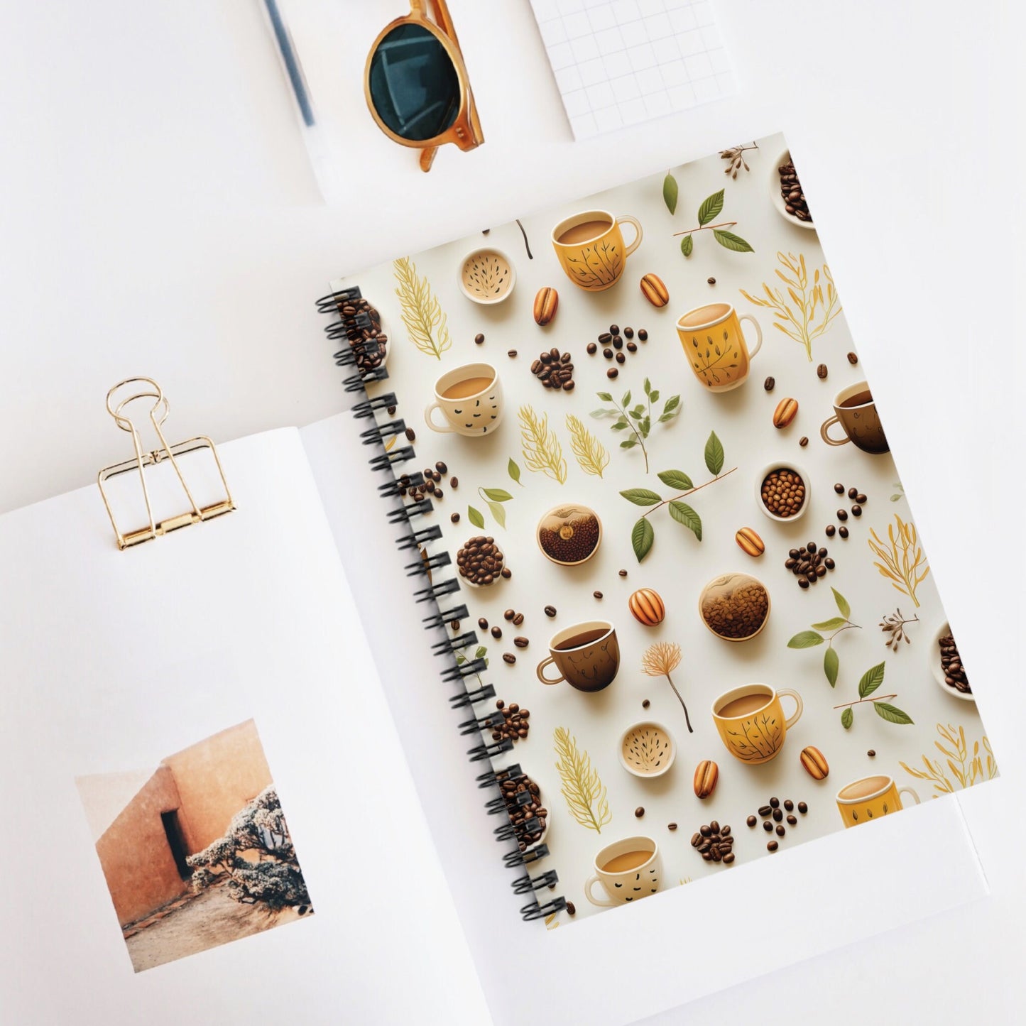 Coffee Lover Journal: 6x8 Notebook with Ruled Lines - Perfect Gift! Trending a for Her! #CoffeeLovers #GiftIdeas