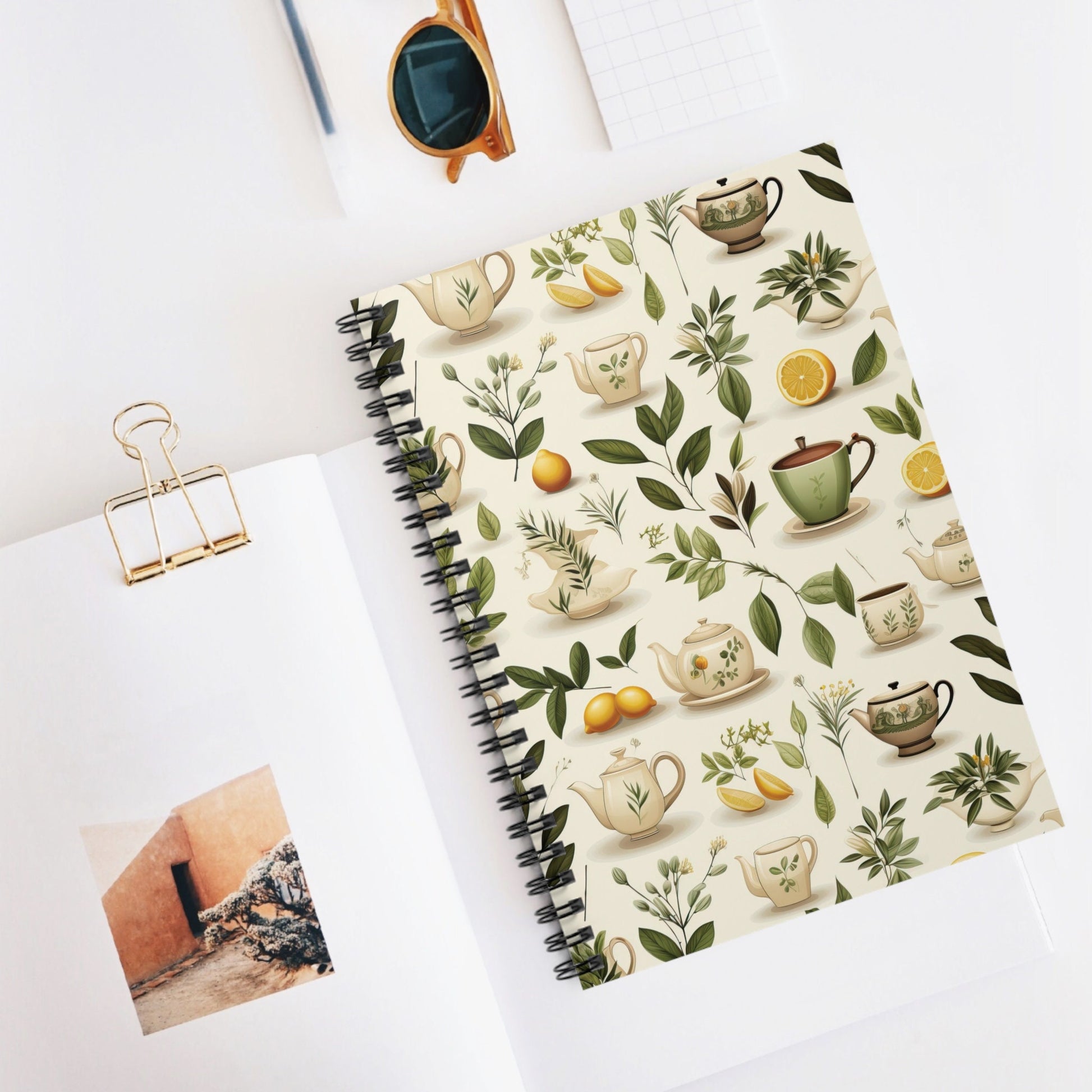 Stylish Tea Lover Journal: 6x8 Notebook with Ruled Lines - Perfect Gift! Trending a for Her! #TeaLovers #GiftIdeas