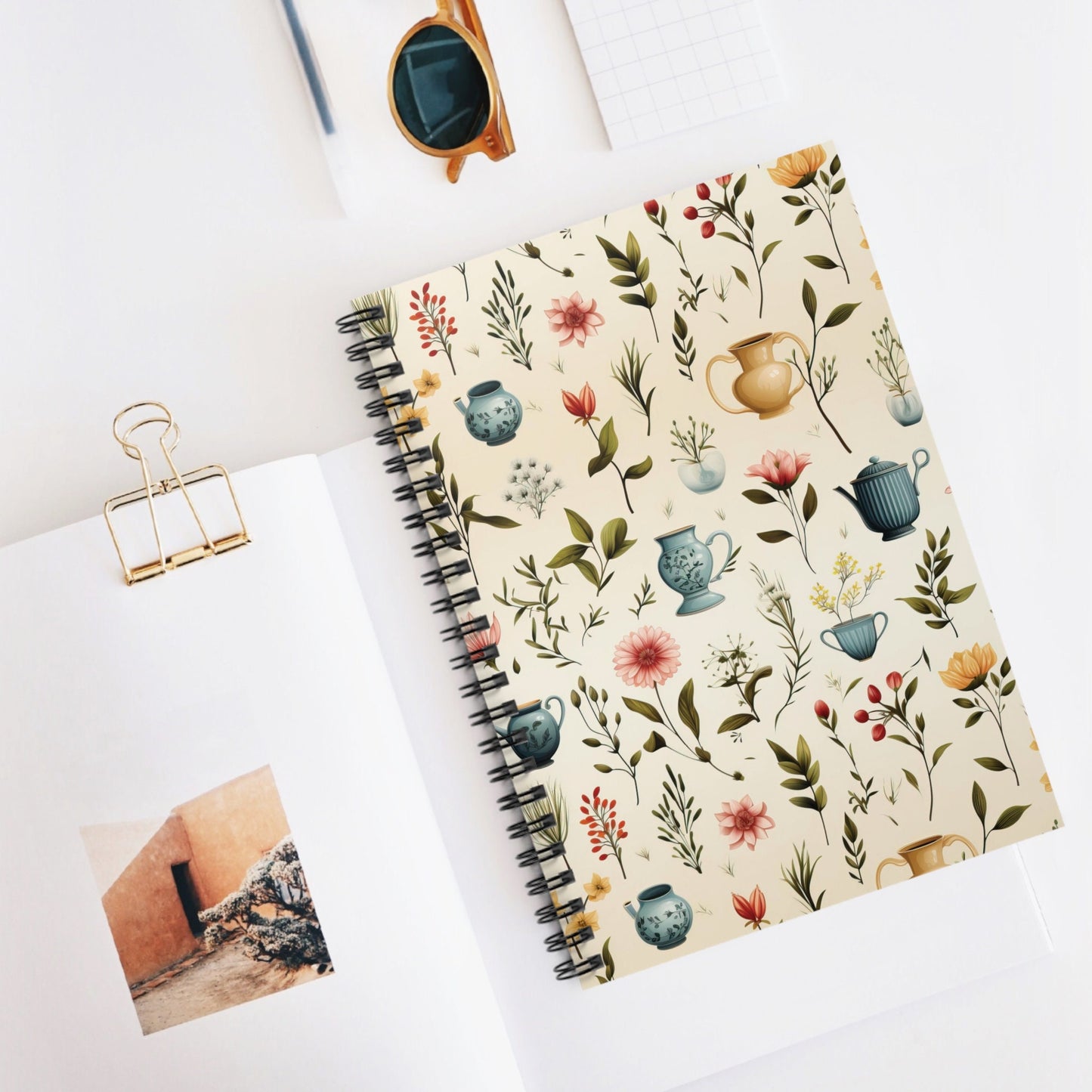 Stylish Tea Lover Journal: 6x8 Notebook with Ruled Lines - Perfect Gift! Trending a for Her! #TeaLovers #GiftIdeas