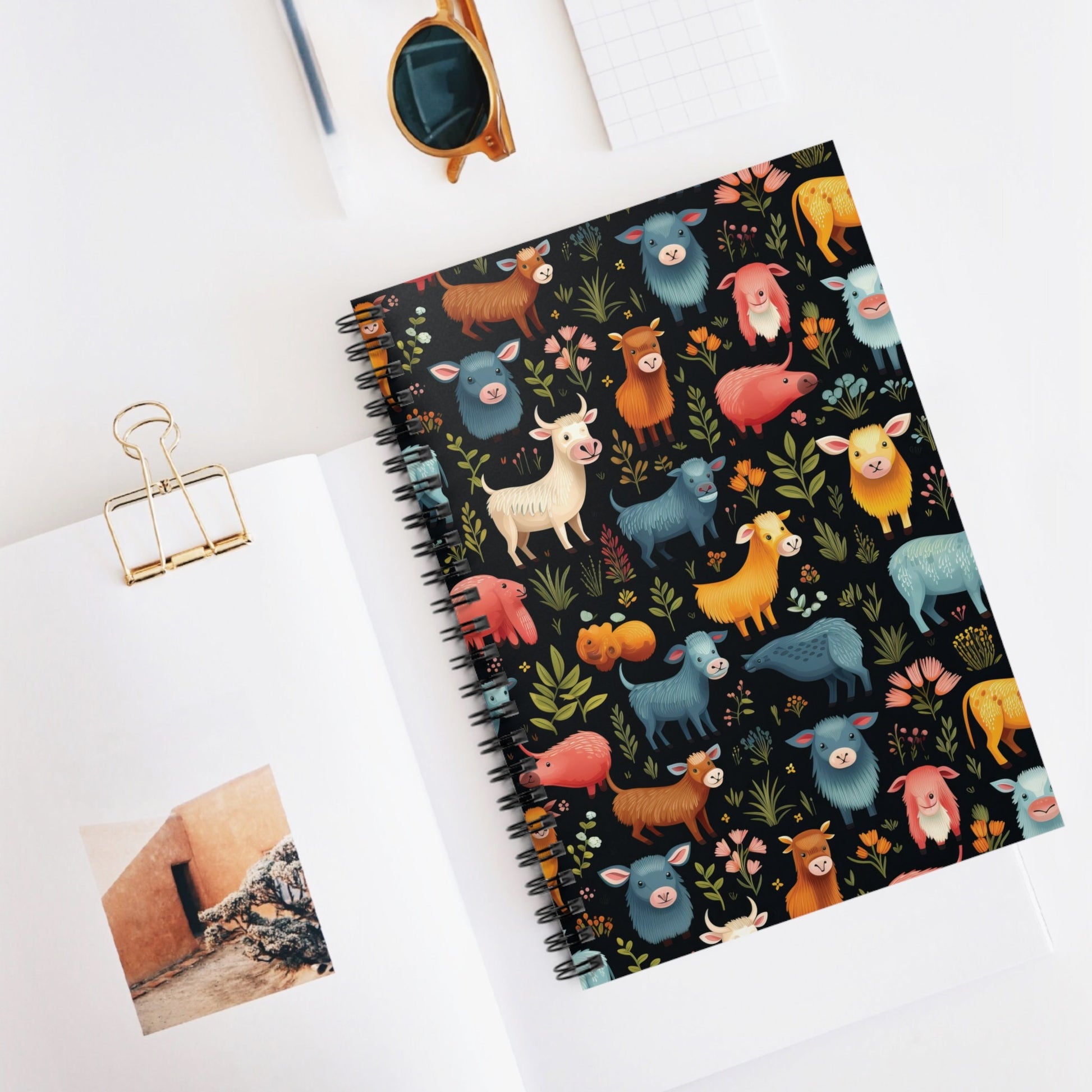 Farmyard Friends Journal: 6x8 Notebook with Ruled Lines - Perfect Gift! Trending a for Her! #AnimalLovers #GiftIdeas