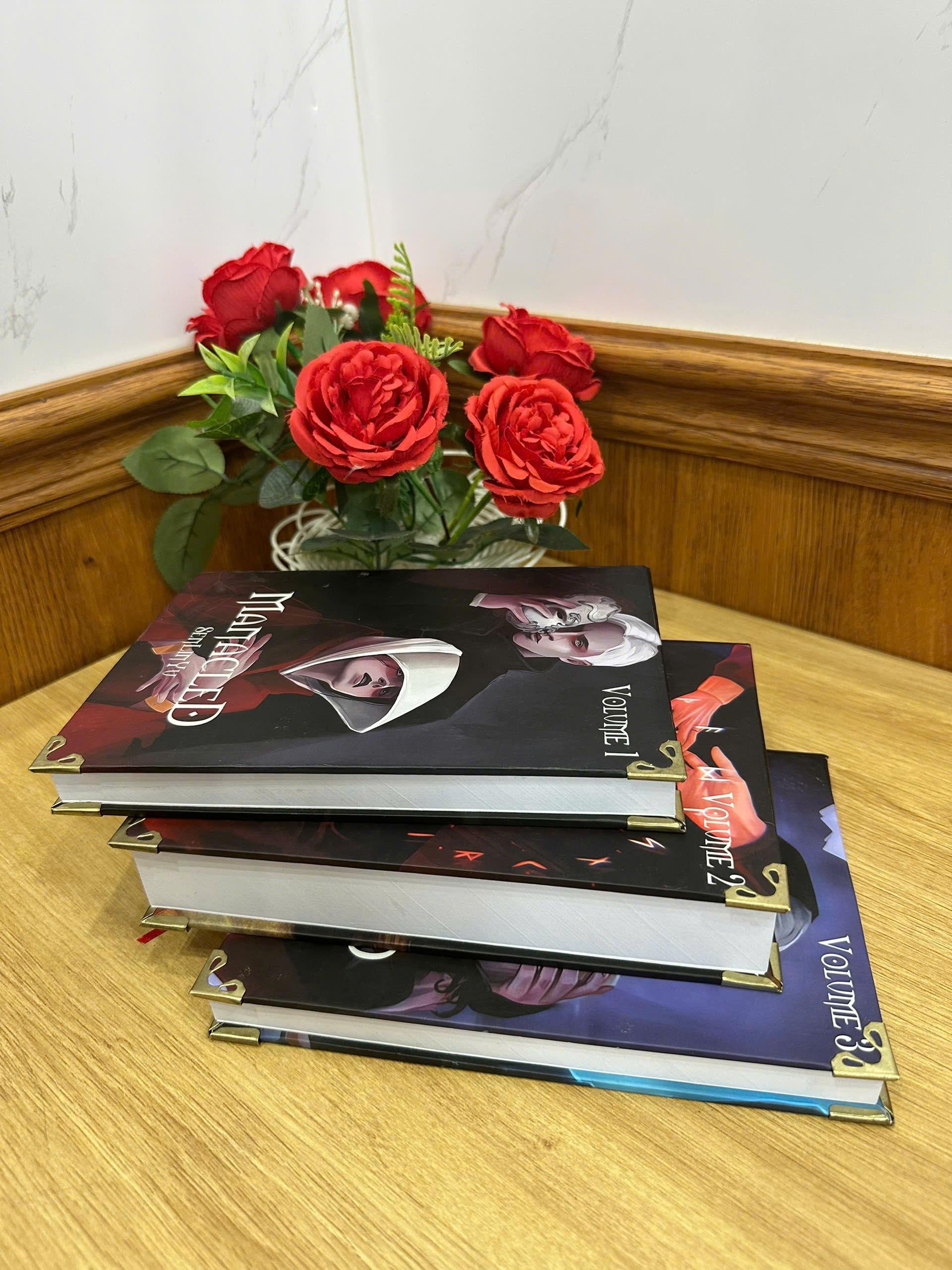 MANACLED with 3-Volume Set: Hardcover Collection, Illustrated Romantic Dramione Fanfiction, VibrantColor Cover Art