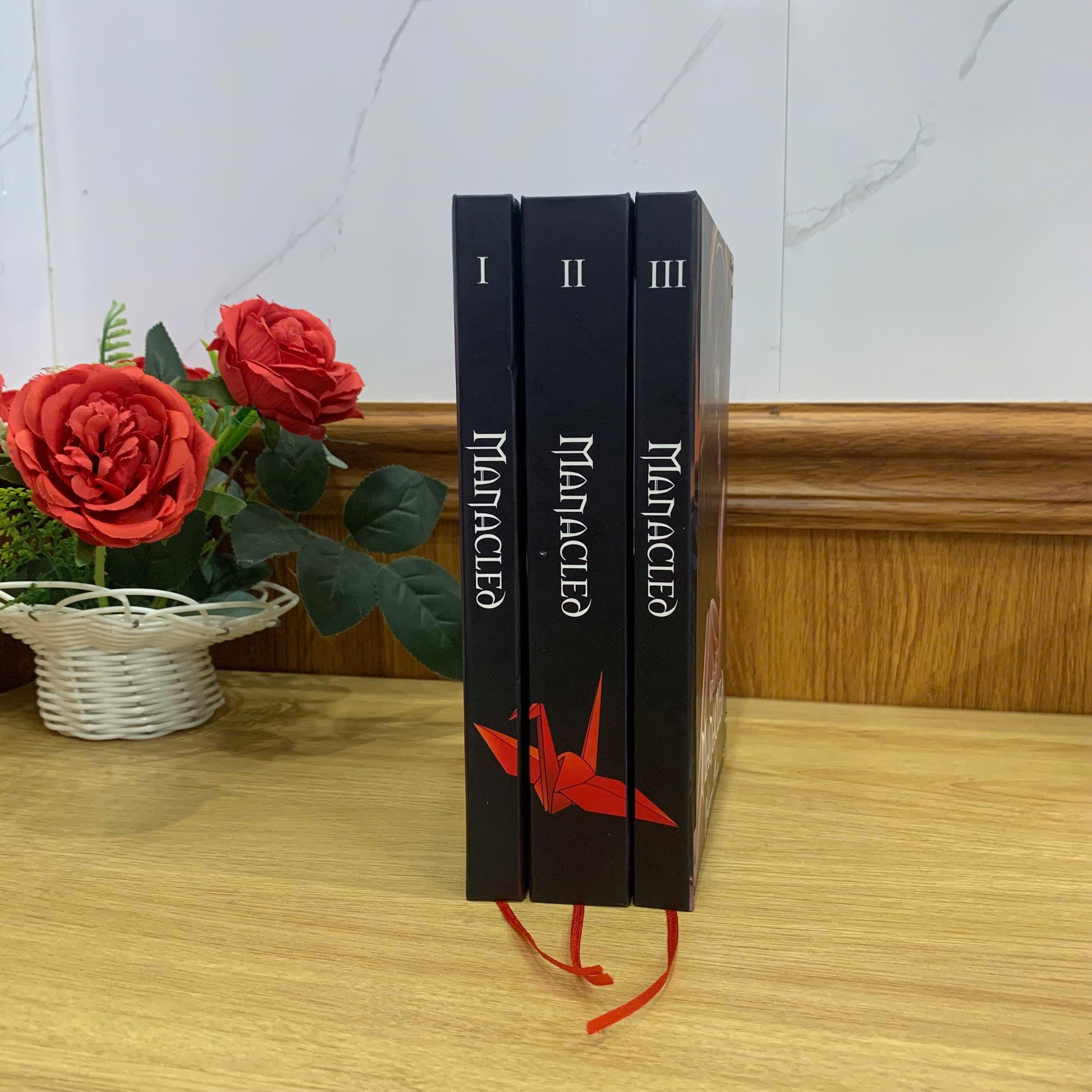 MANACLED with 3-Volume Set: Hardcover Collection, Illustrated Romantic Dramione Fanfiction, Romantic Cover Art