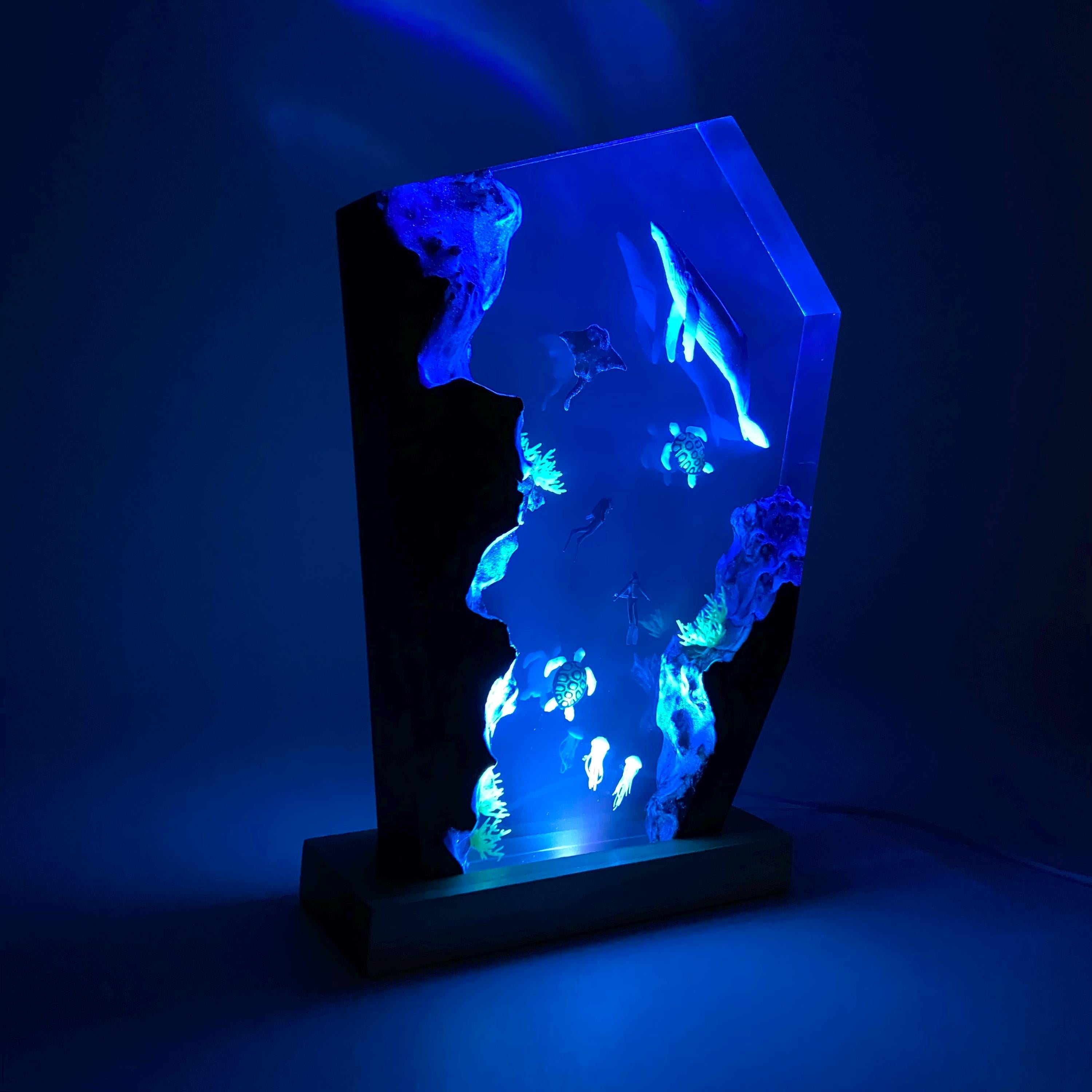 Ocean Resin Night Light, Unique Home Decoration, Gift For Her, Christmas Gift, Gift For Friend, Humpback Whale, Manta Ray
