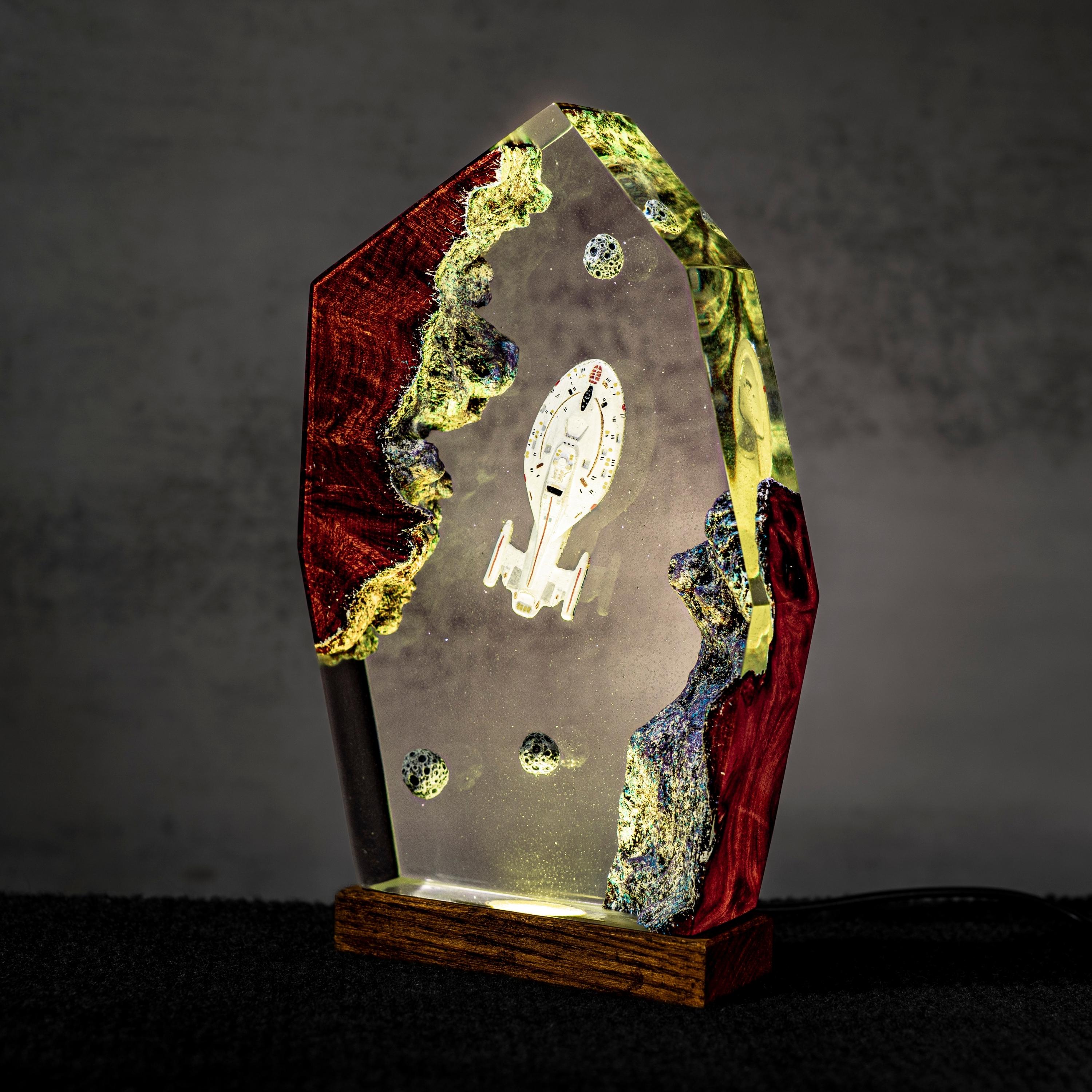 Millennium Falcon resin night light - Handmade Space Resin Lamp, Futuristic Starship Décor, Halloween gift, star war gift for him