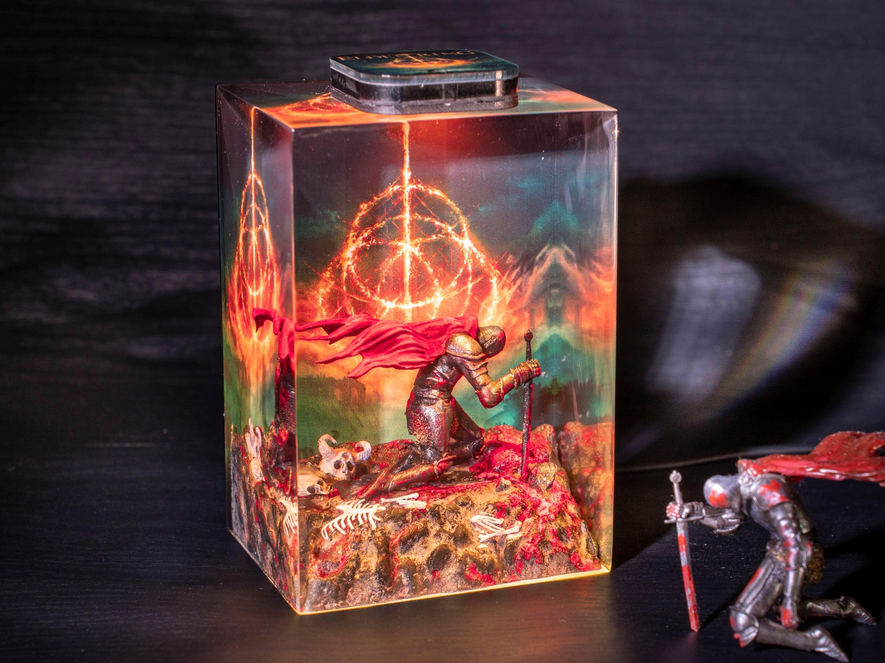 The tarnished  resin night light, Elden Ring Resin Lamp, gift ideas for him, home decor gift, the tarnished figure, Messmer Elden Ring Lamp