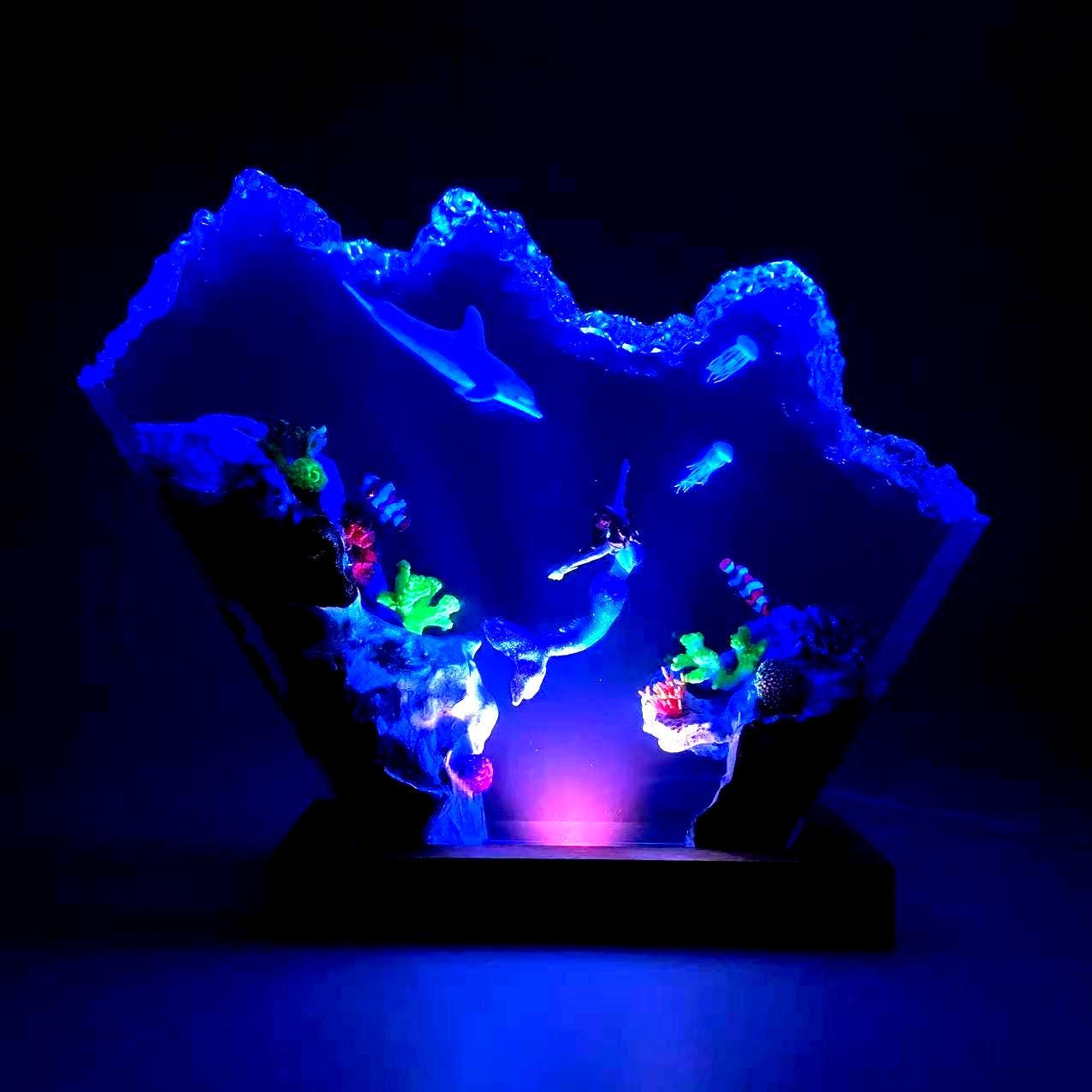 Handmade Mermaid Resin Lamp, Tropical Fish Scene, Wooden LED Lamp Base, Perfect Gift For Friends, Gift For Mom, Halloween Gift