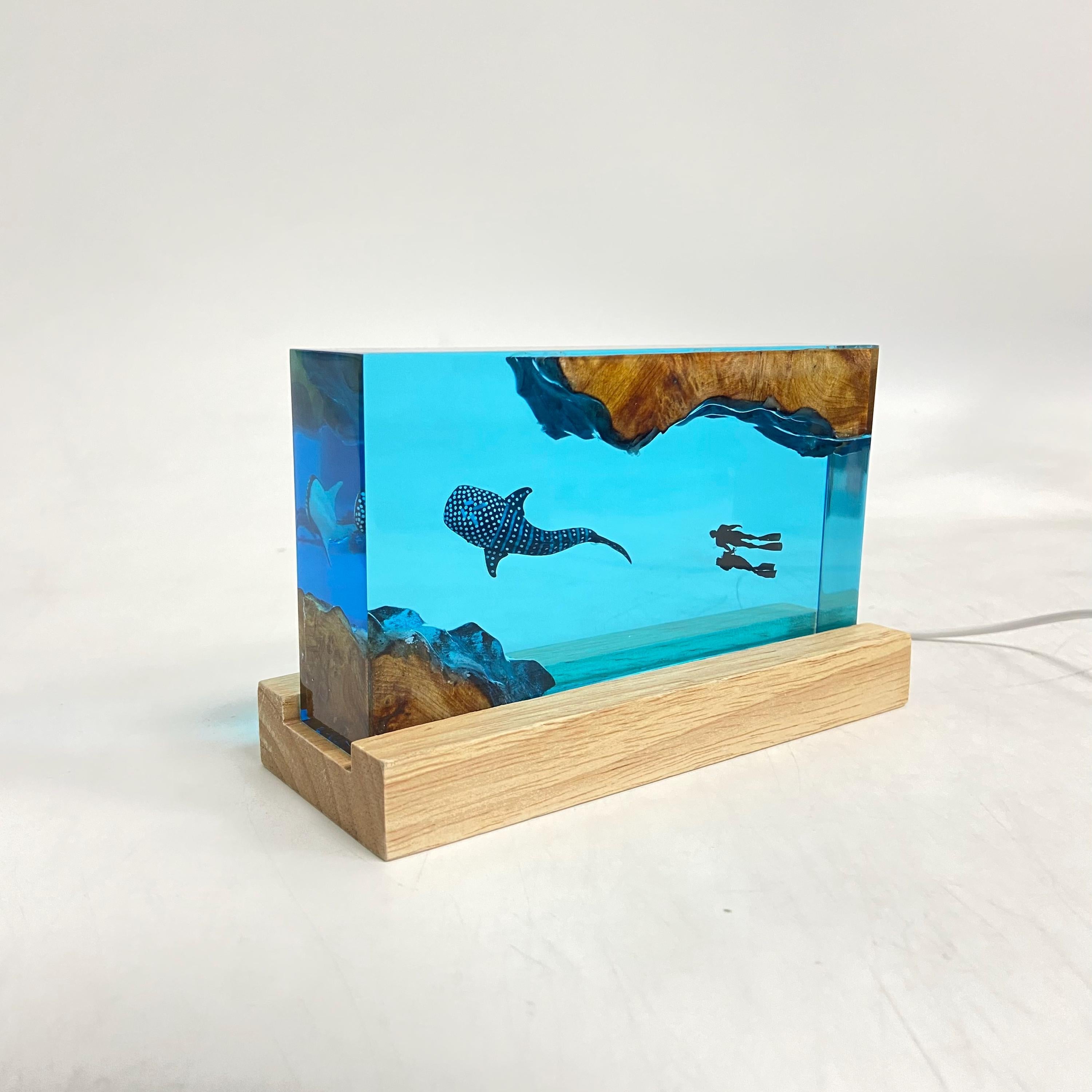 Whale Shark Cube Resin Lamp, Home Decor, Personalized Gifts, Halloween Gifts, Christmas Gifts, Handmade Gifts for Kids, Divers Crafts