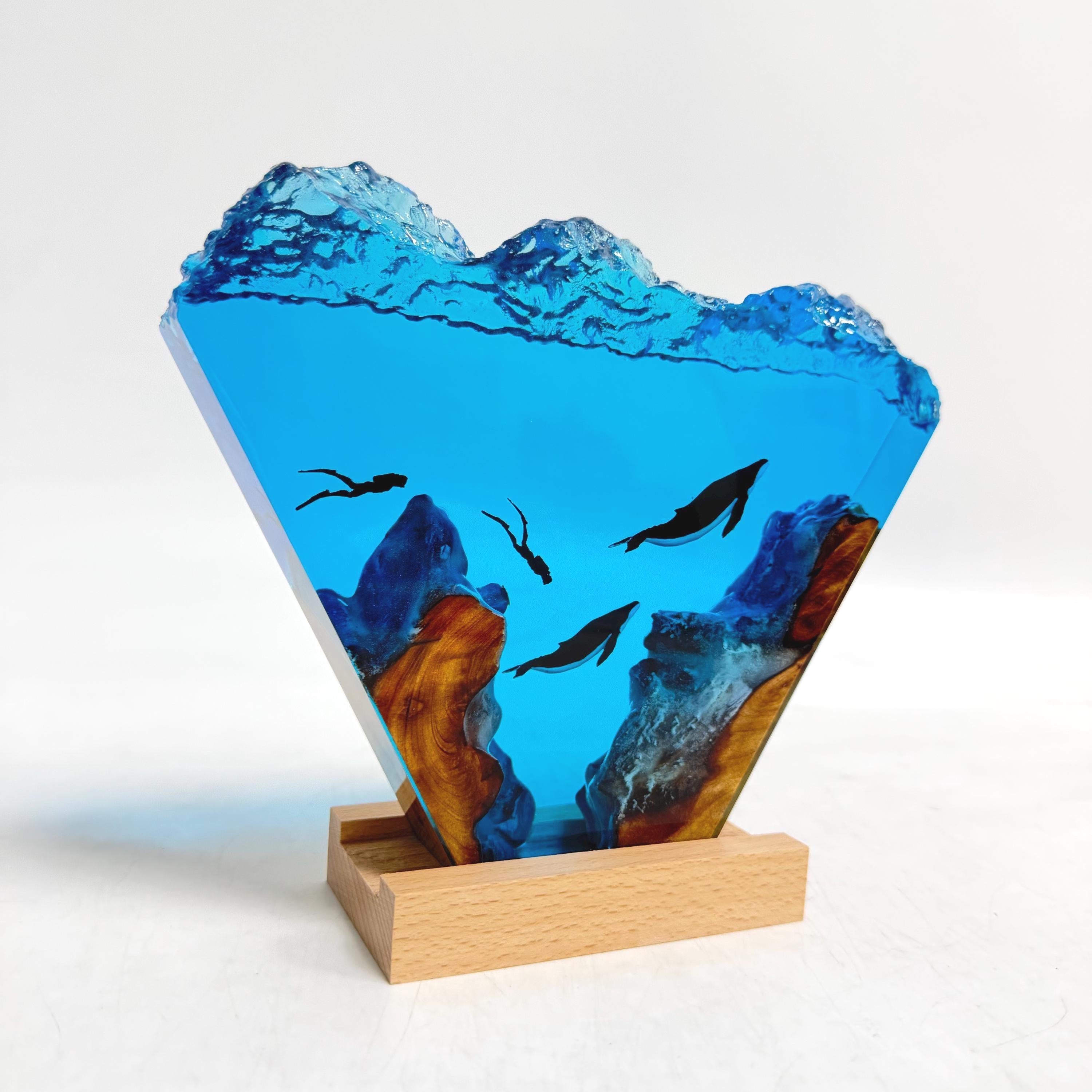 Humpback Whale Resin Night Light, Custom diver Epoxy Lamp, Halloween Gifts, Christmas Gifts, Best Friend Gifts