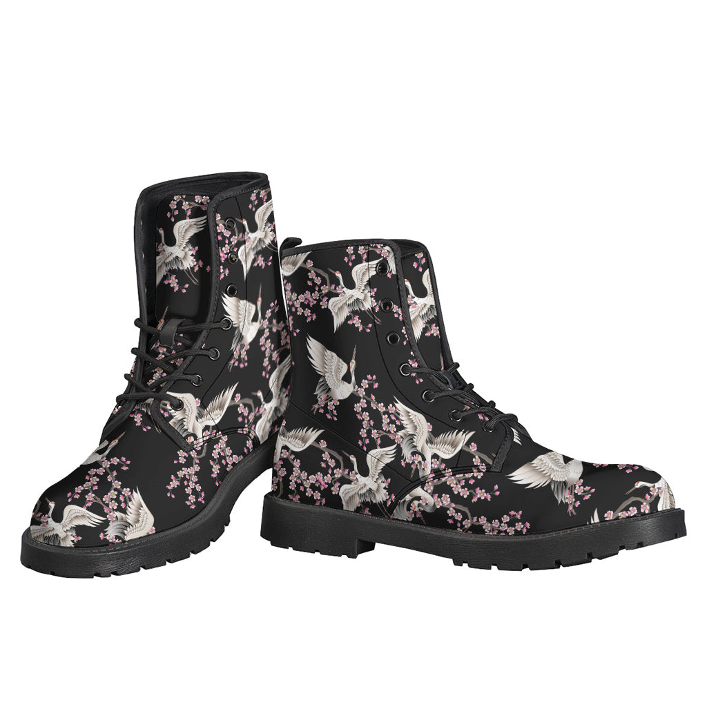 Boho-Chic: Japanese Crane Patterned Leather Lightweight Boots for Modern Hippies - 3