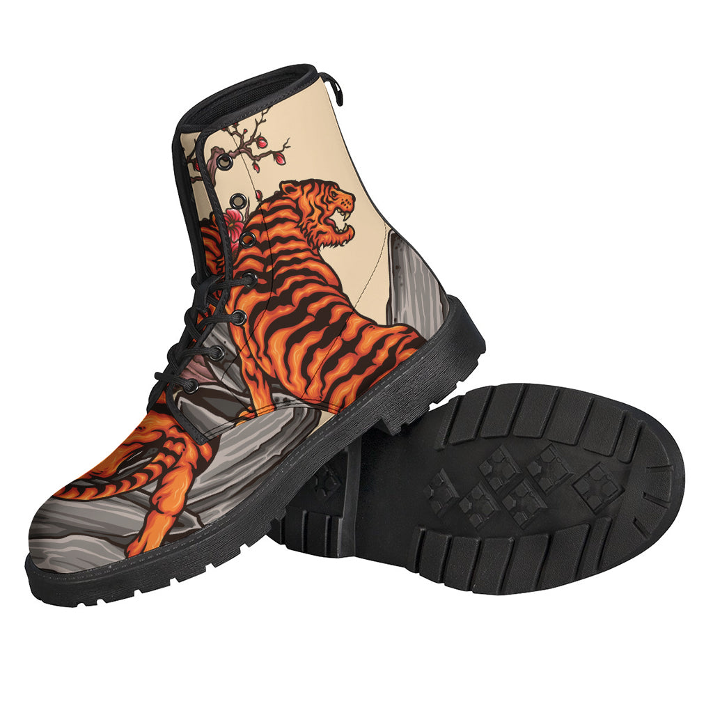 Japanese Tiger Tattoo Print Leather Boots: Groovy Hippie Style for the Free Spirits - 2