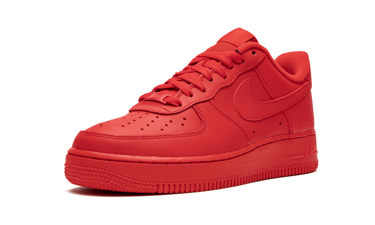 Air Force 1 '07 LV8 "Triple Red"