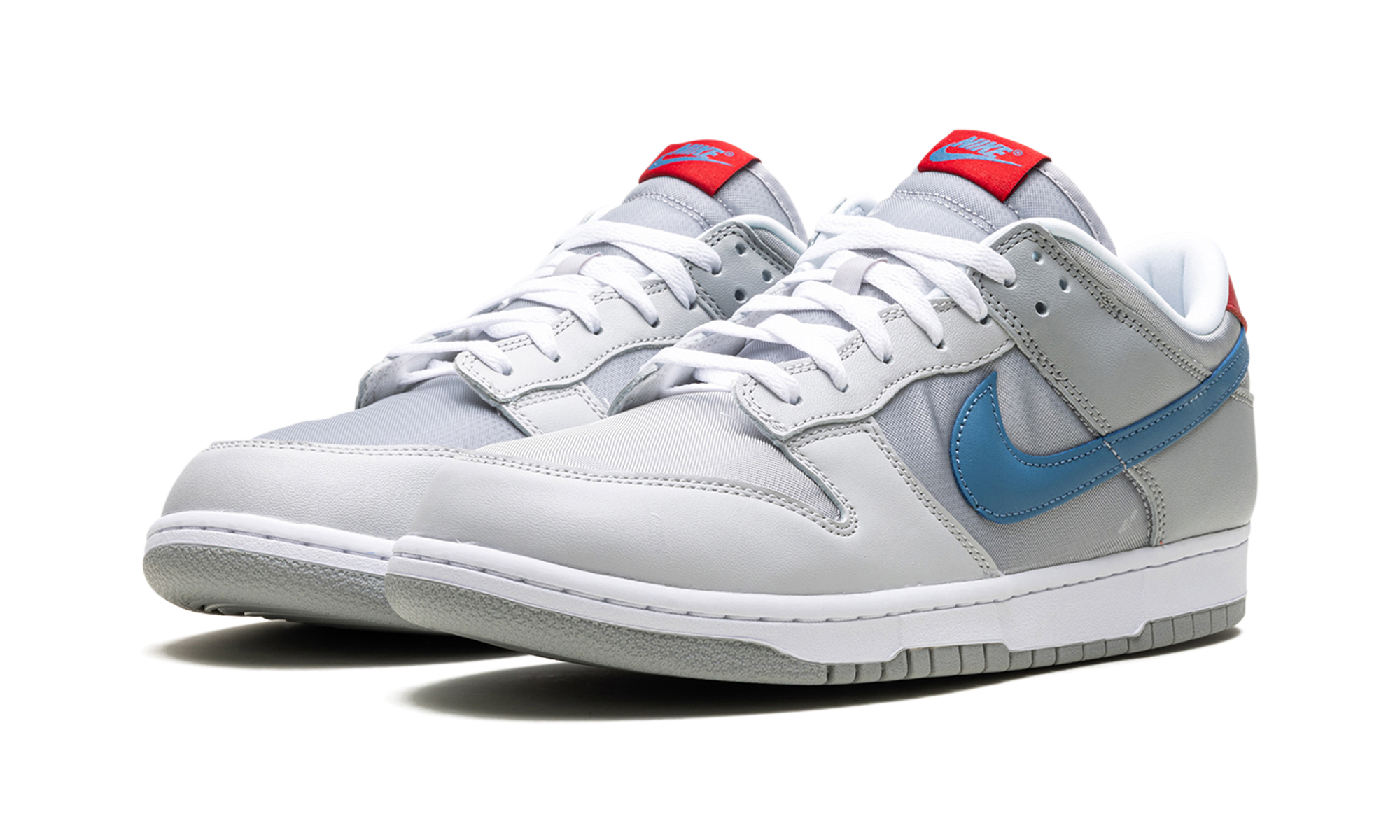 Dunk low "Silver Surfer"