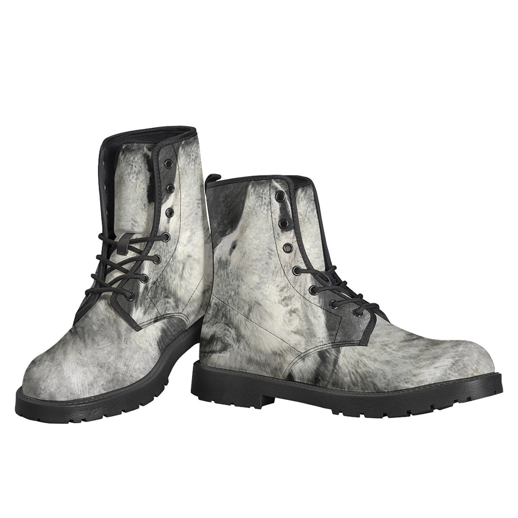 Groovy Howling Wolf Leather Boots for Trendy Hippies - 3