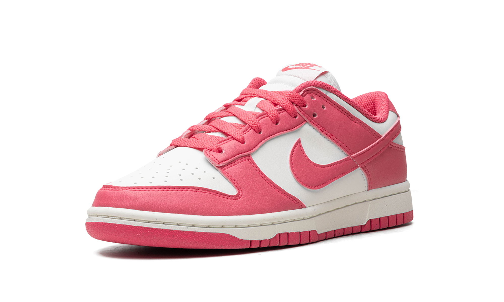 Nike Dunk Low. WMNS "Pink"