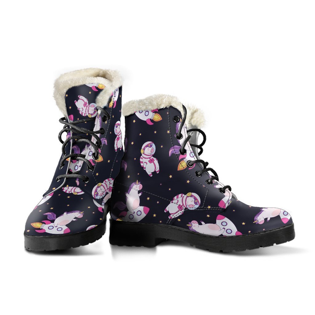 Spacey and Stylish: Faux Fur Leather Boots for Groovy Hippies - 3