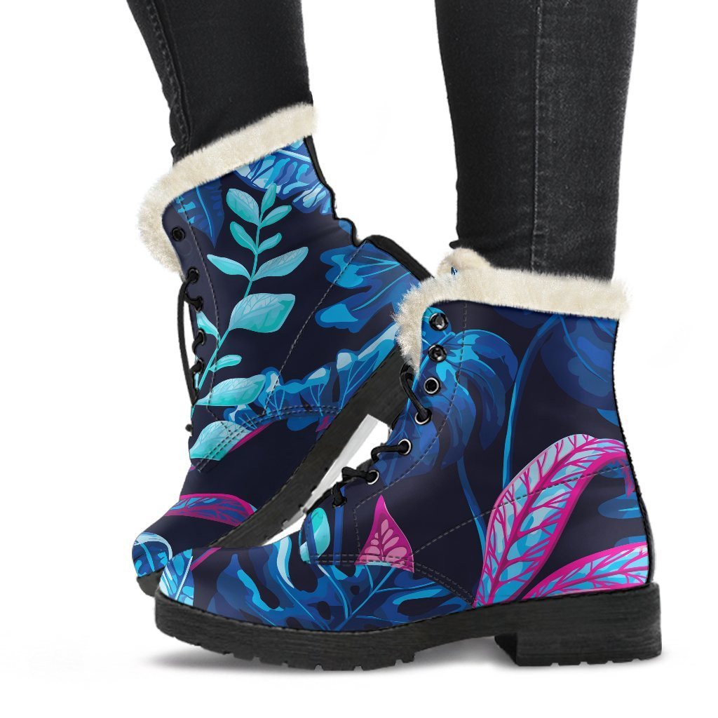 Tropical Dreams: Hippie Style Faux Fur Leather Boots in Turquoise Hawaii Print - 1