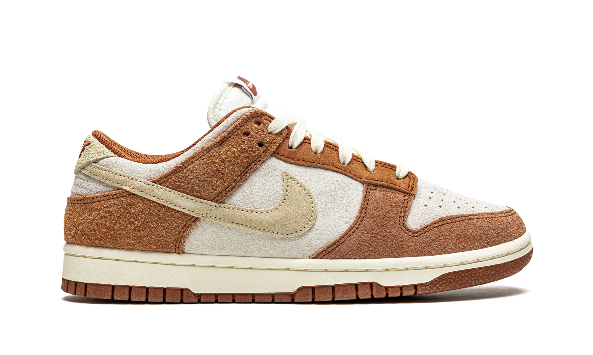 Dunk Low PRM "Medium Curry"